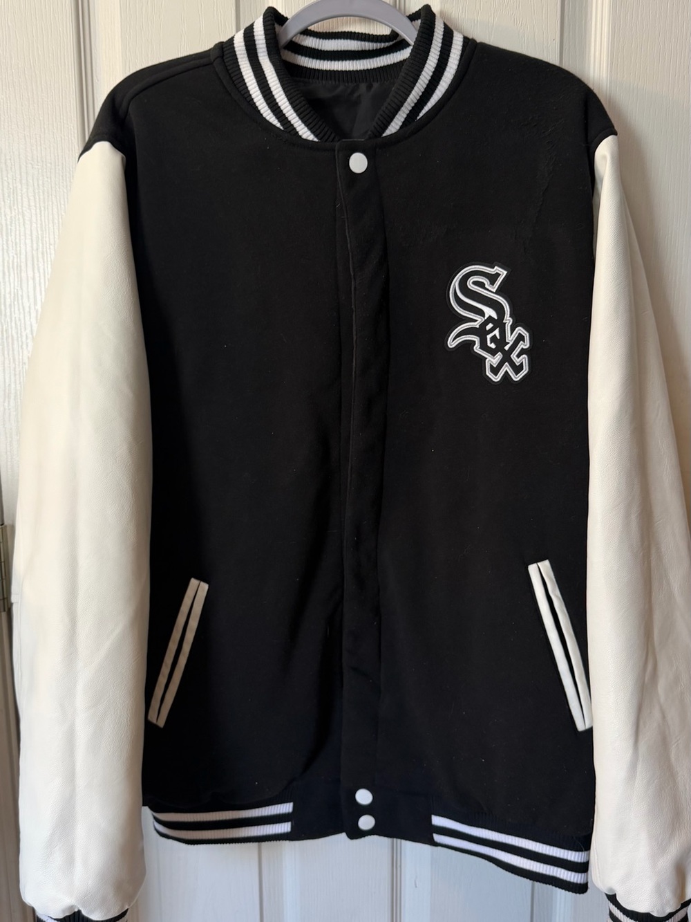 Chicago White Sox Reversible Fleece Bomber Jacket Faux Leather Sleeves